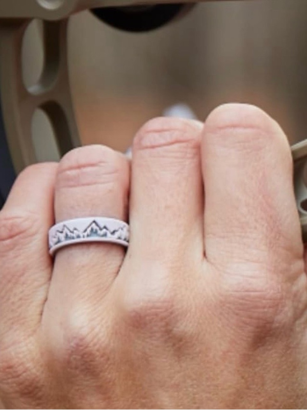 QALO Pink & Gray Mountain Silhouette Ring - Picture 2 of 3